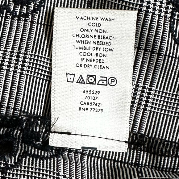 Ann Taylor Black and White Embroidered Blouse - Picture 5 of 7